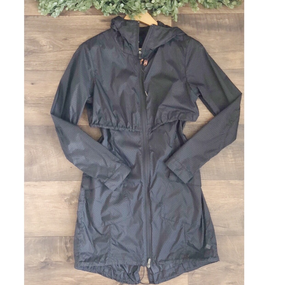 Columbia Black Jacket Mesh Windbreaker Size M
